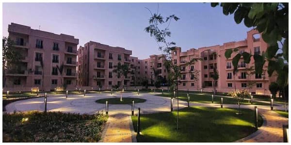 تصوير ليلي من داخل مجمع ديار 2 السكني