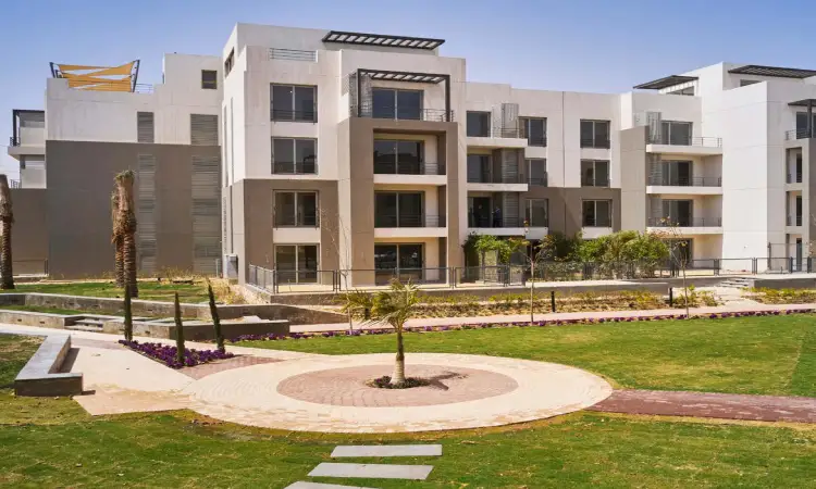 صورة لأبنية كمبوند بالم هيلز قطامية التجمع الخامس